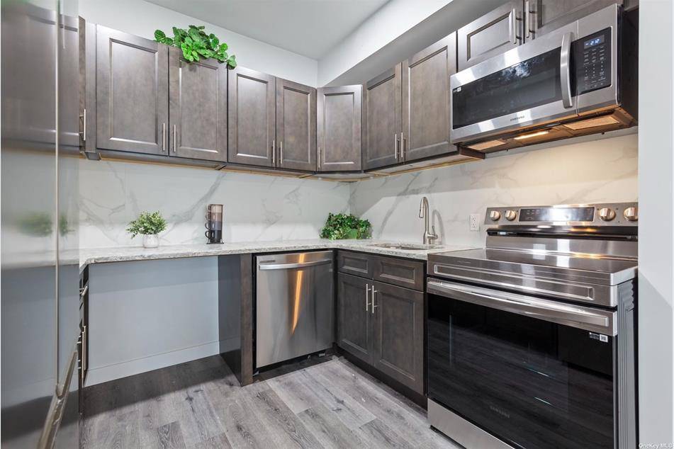 Appartement de 4 Chambres à Vendre à Bayside – NY - 8