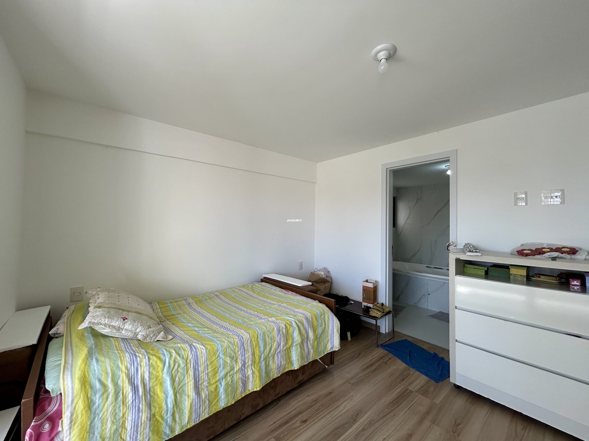 Apartamento de 4 Quartos à Venda na Enseada Azul - Guarapari - Espírito Santo - Brasil - 8