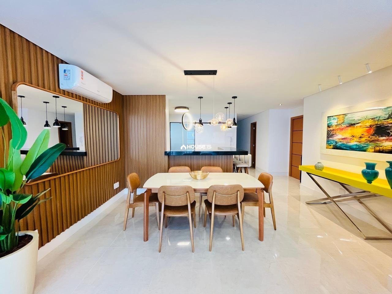 Apartamento de 4 Quartos à Venda na Praia do Morro - Guarapari - Espírito Santo - Brasil - 2
