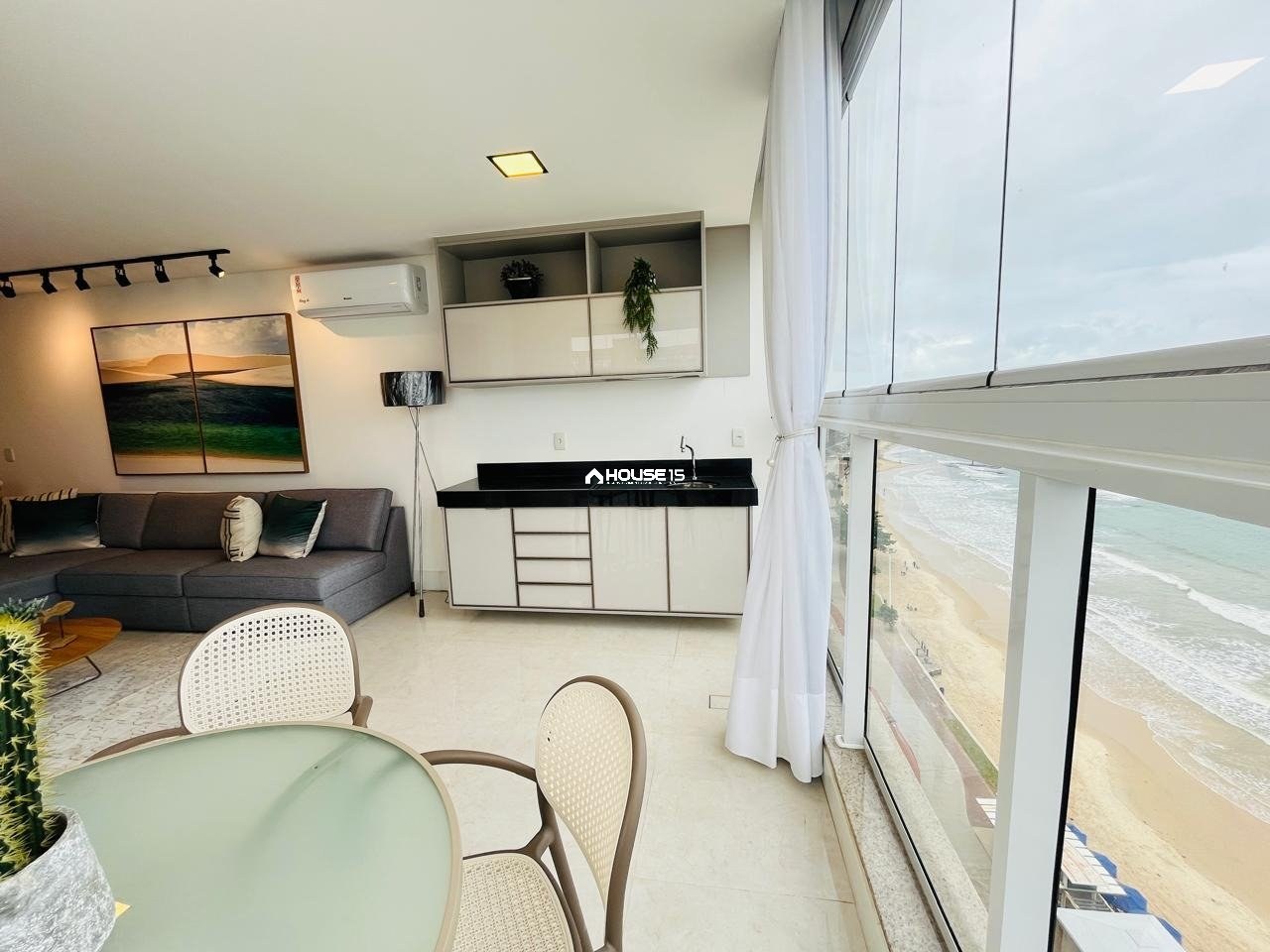 Apartamento de 4 Quartos à Venda na Praia do Morro - Guarapari - Espírito Santo - Brasil - 4