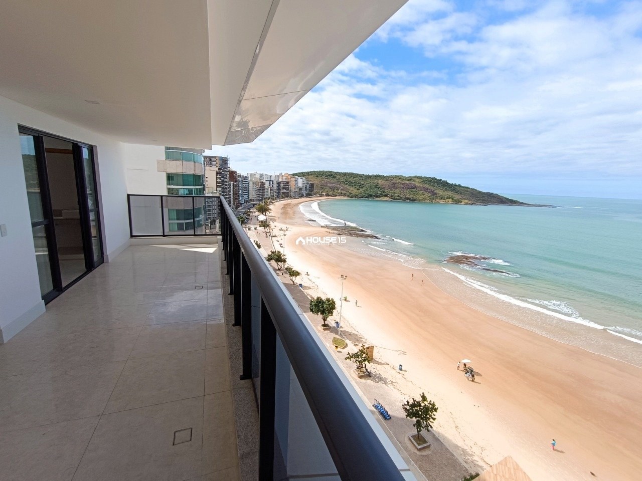 Apartamento de 4 Quartos à Venda na Praia do Morro - Guarapari - Espírito Santo - Brasil - 1