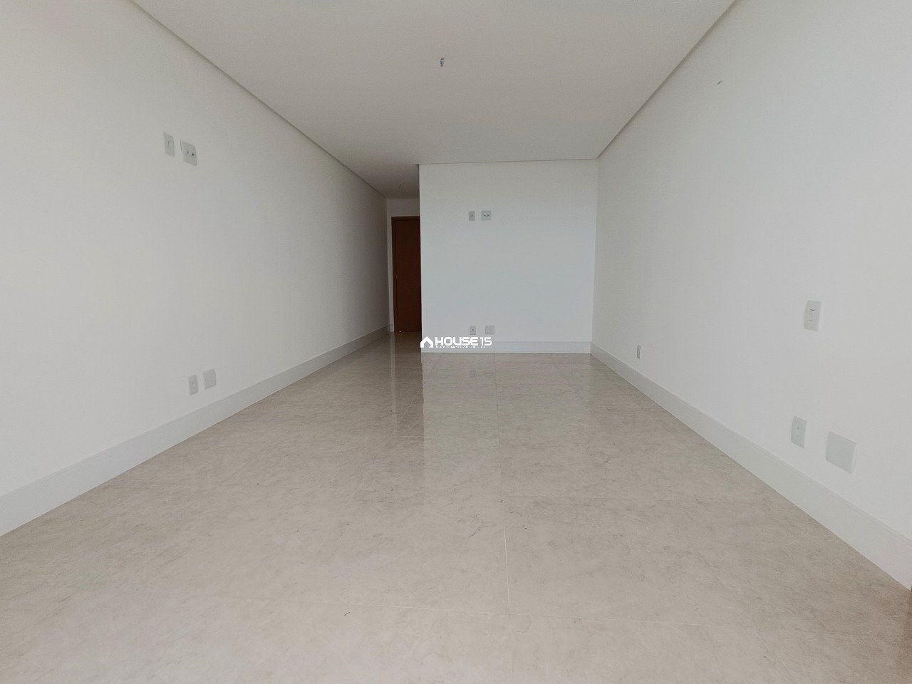 Apartamento de 4 Quartos à Venda na Praia do Morro - Guarapari - Espírito Santo - Brasil - 8