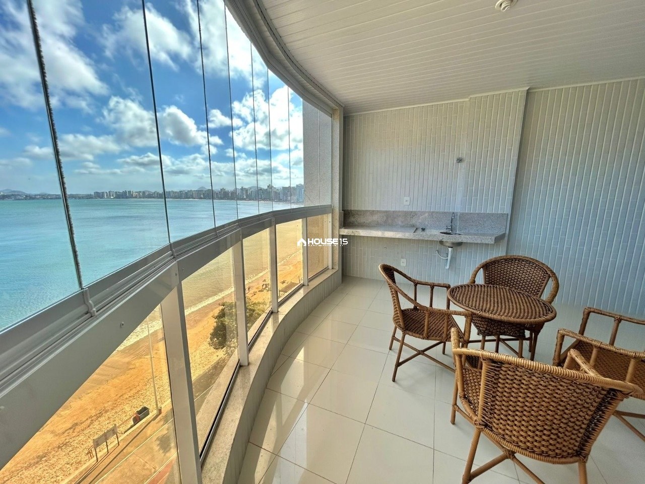 Apartamento de 4 Quartos à Venda na Praia do Morro - Guarapari - Espírito Santo - Brasil - 4
