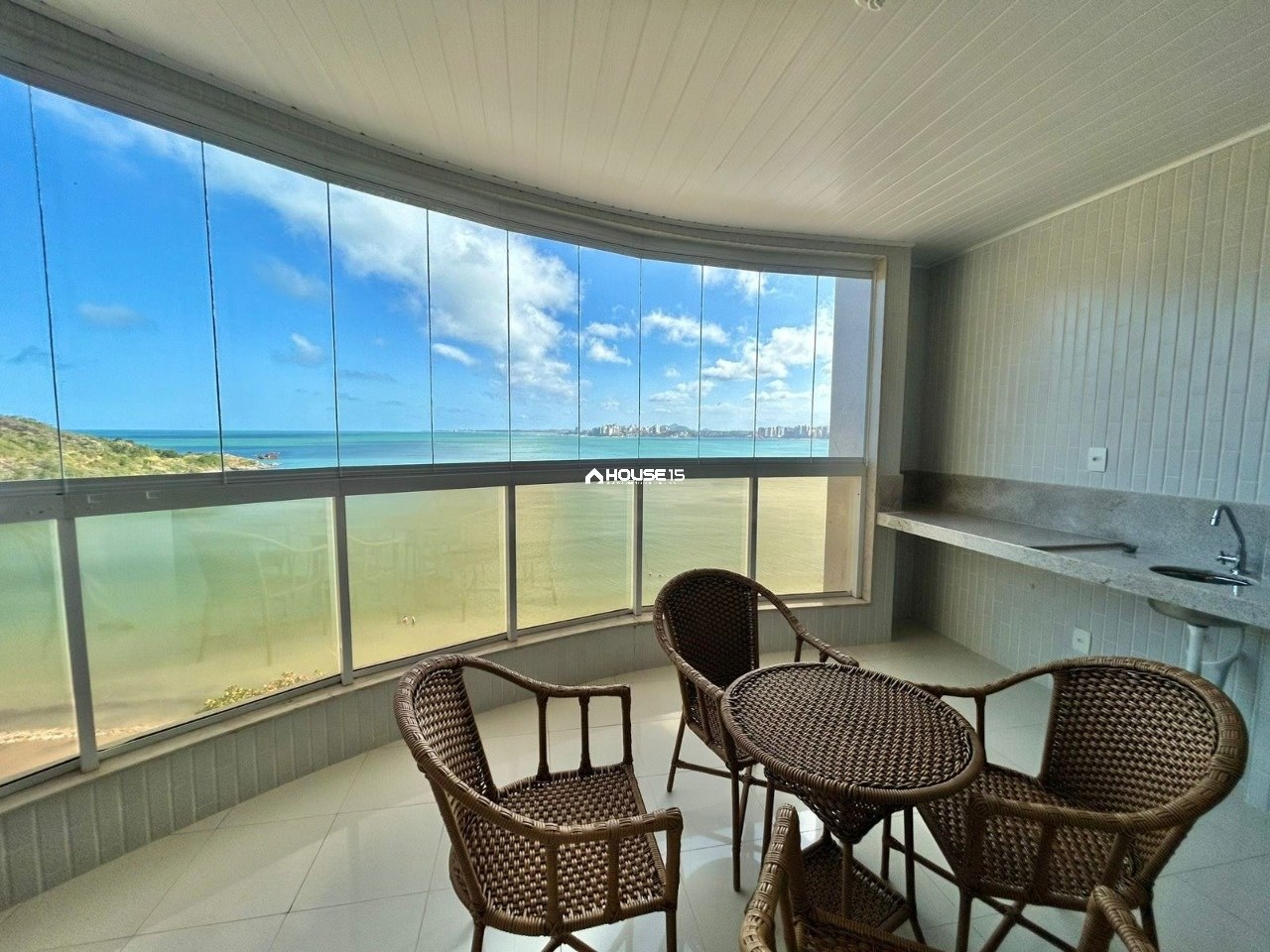 Apartamento de 4 Quartos à Venda na Praia do Morro - Guarapari - Espírito Santo - Brasil - 5