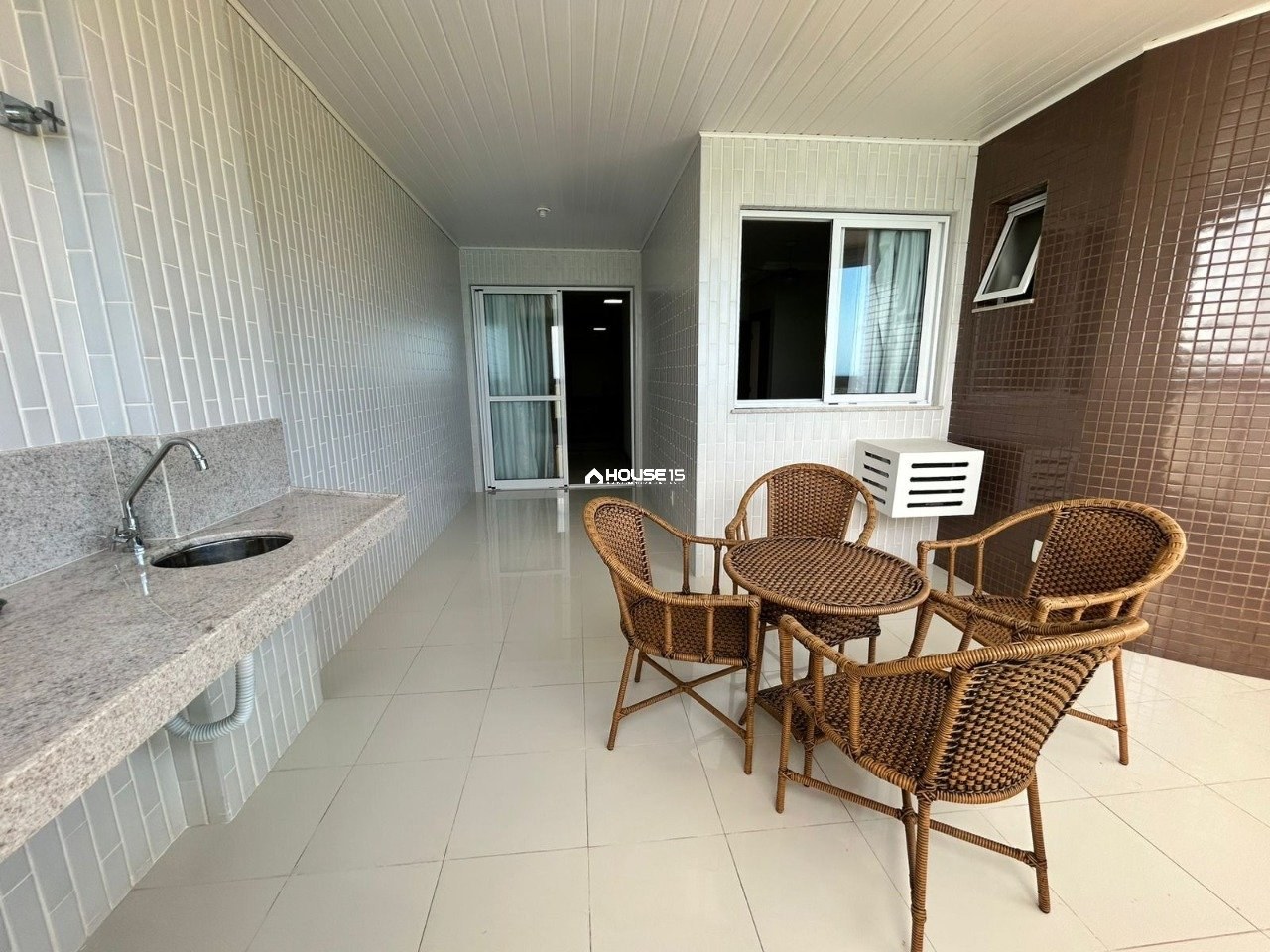 Apartamento de 4 Quartos à Venda na Praia do Morro - Guarapari - Espírito Santo - Brasil - 8