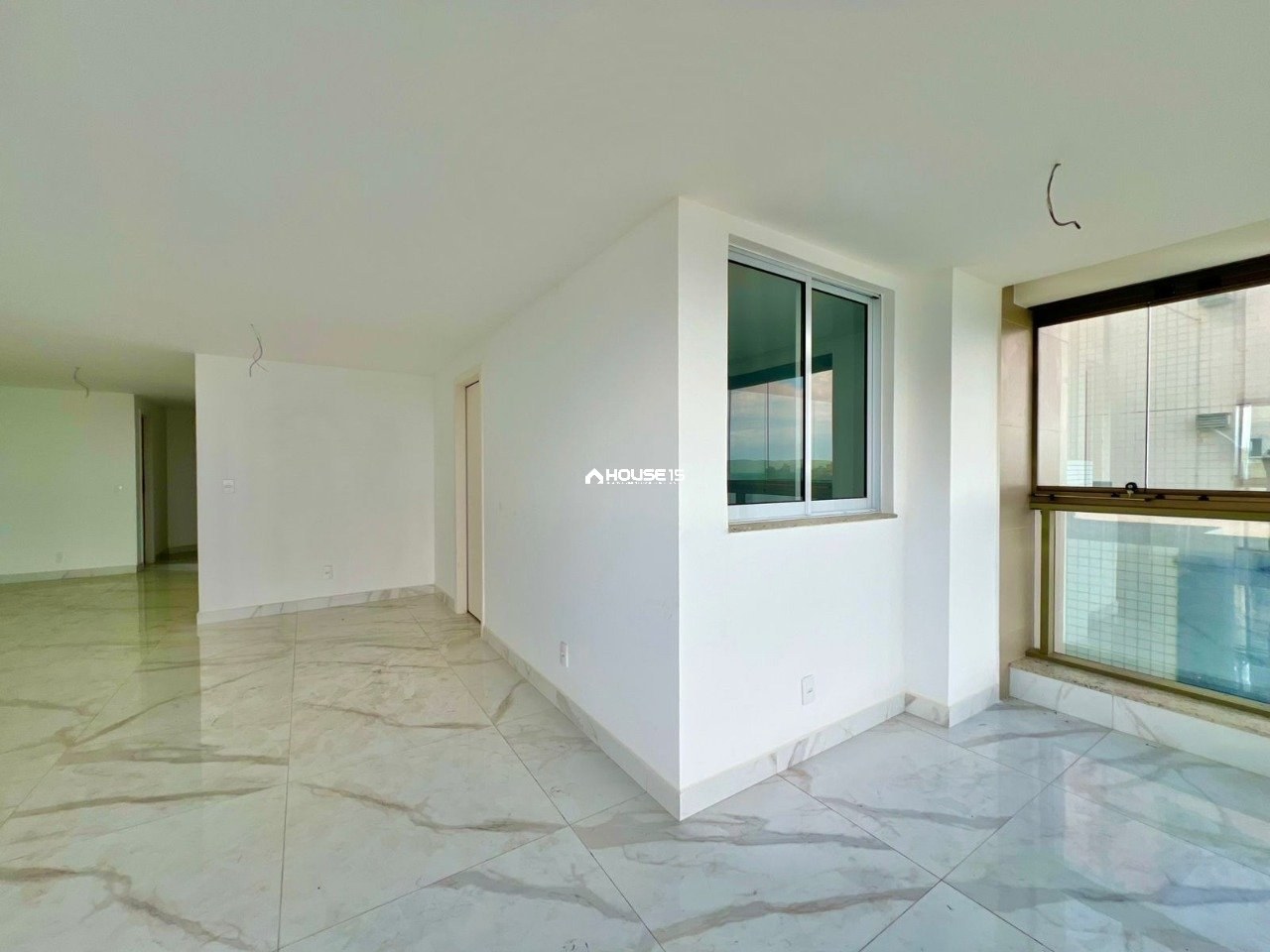 Apartamento de 4 Quartos à Venda na Praia do Morro - Guarapari - Espírito Santo - Brasil - 6