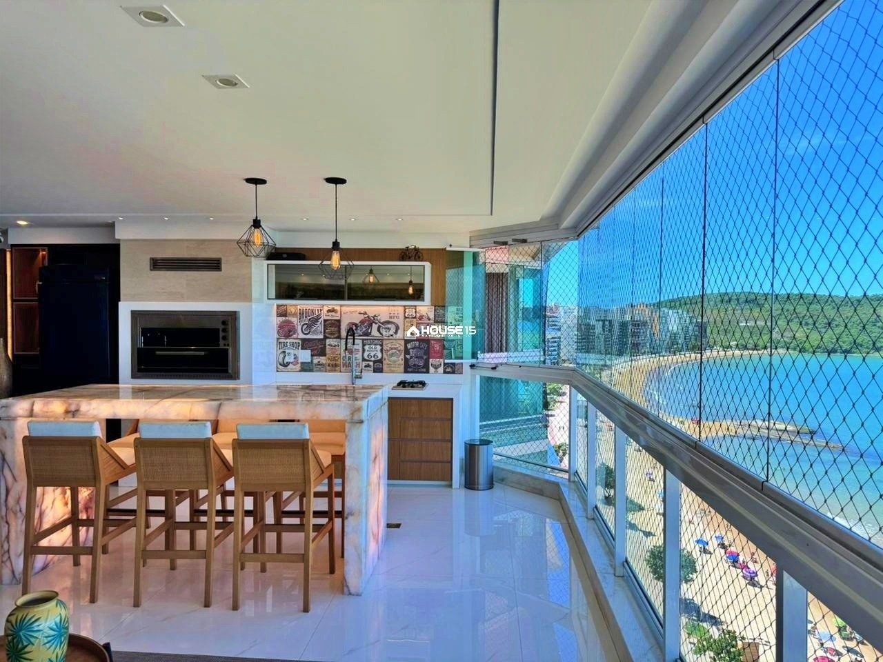 Apartamento de 4 Quartos à Venda na Praia do Morro - Guarapari - Espírito Santo - Brasil - 1