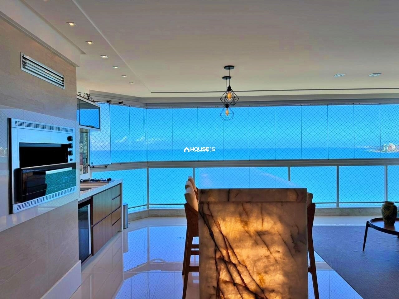 Apartamento de 4 Quartos à Venda na Praia do Morro - Guarapari - Espírito Santo - Brasil - 5
