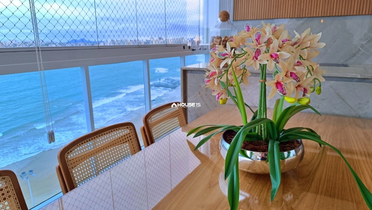 Apartamento de 4 Quartos à Venda na Praia do Morro - Guarapari - Espírito Santo - Brasil - 4