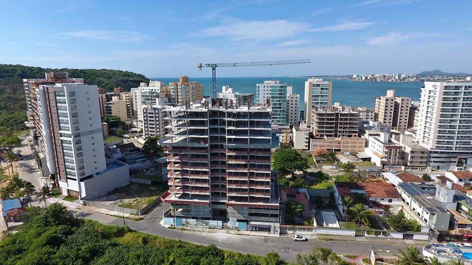 Apartamento de 4 Quartos à Venda no Centro – Guarapari – ES - 1
