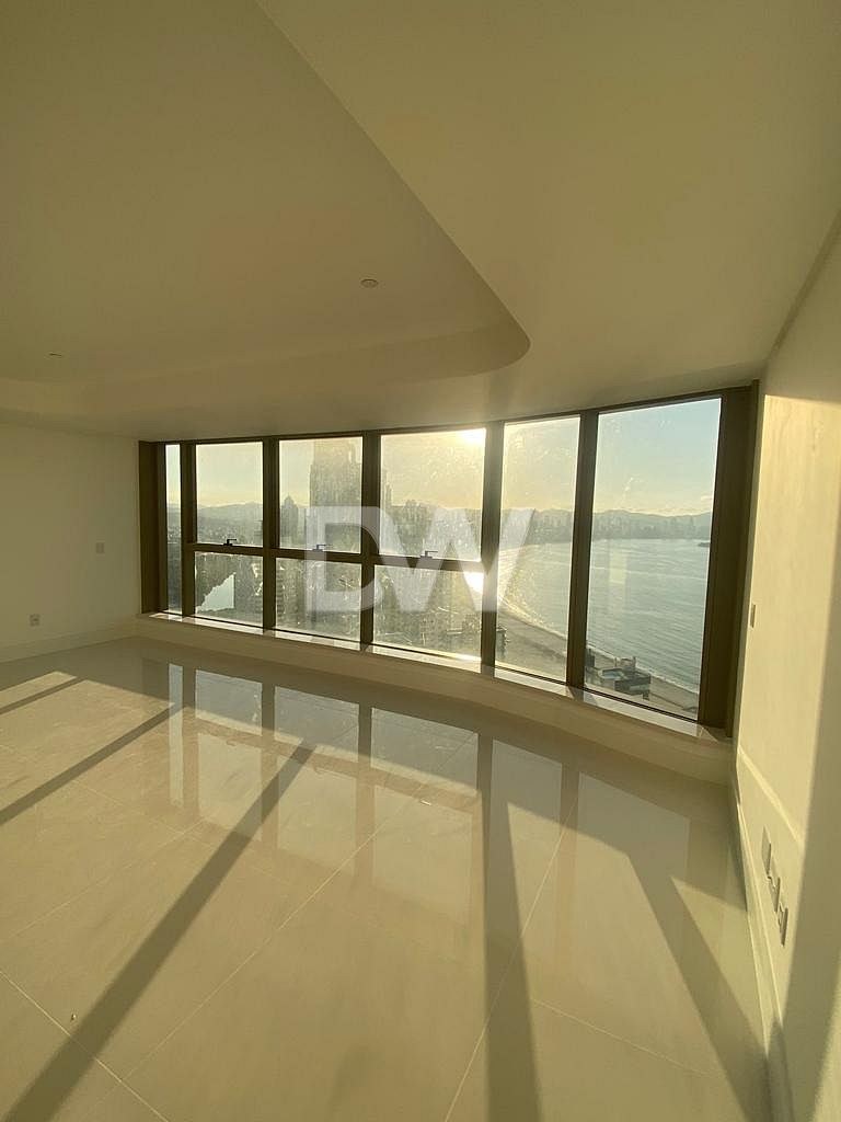 Appartement Duplex 4 Suites à Vendre à Balneário Camboriú - Santa Catarina - Brésil - 2