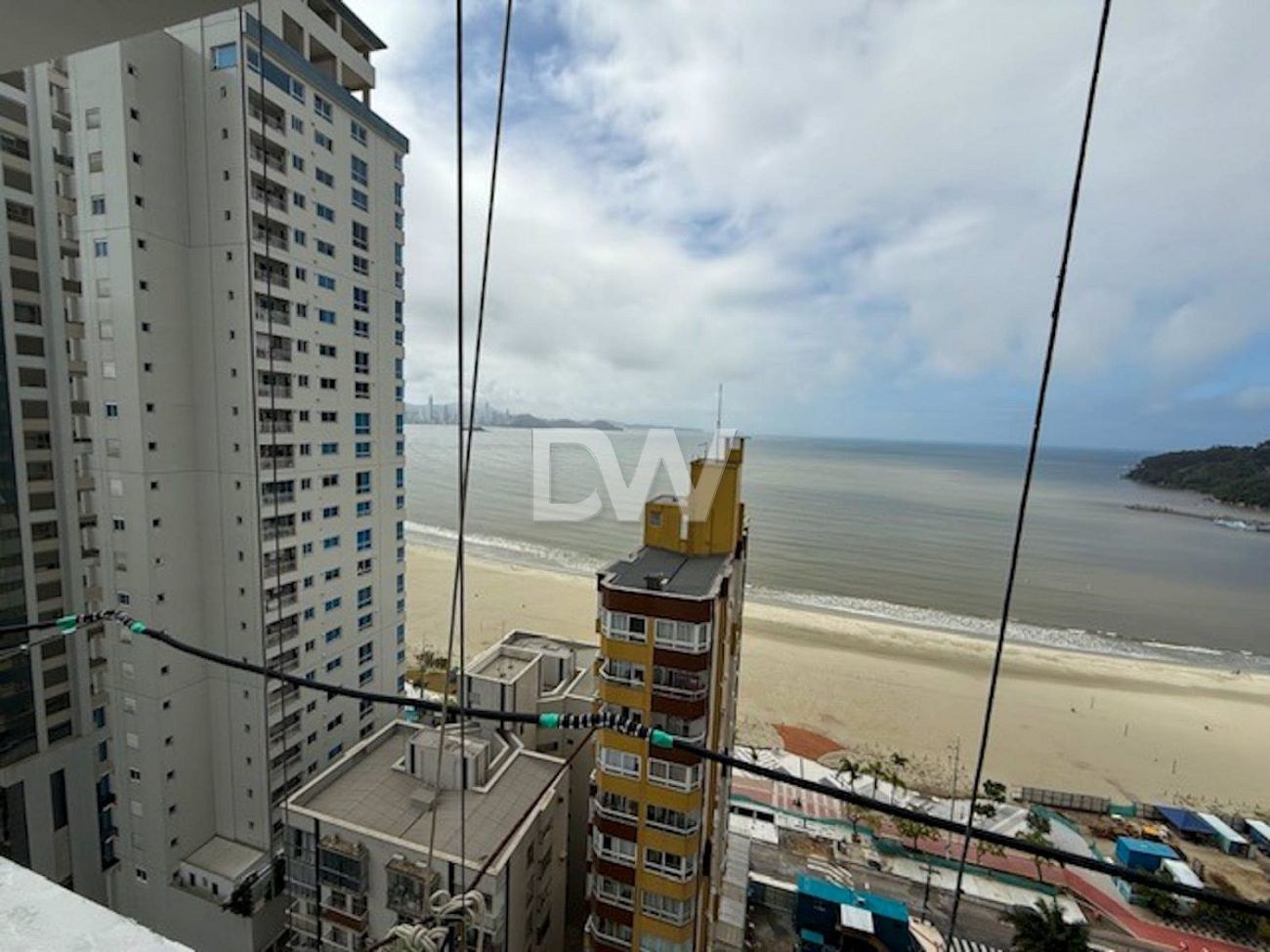 Appartement 4 Suites en Construction à Vendre à Balneário Camboriú - Santa Catarina - Brésil - 3