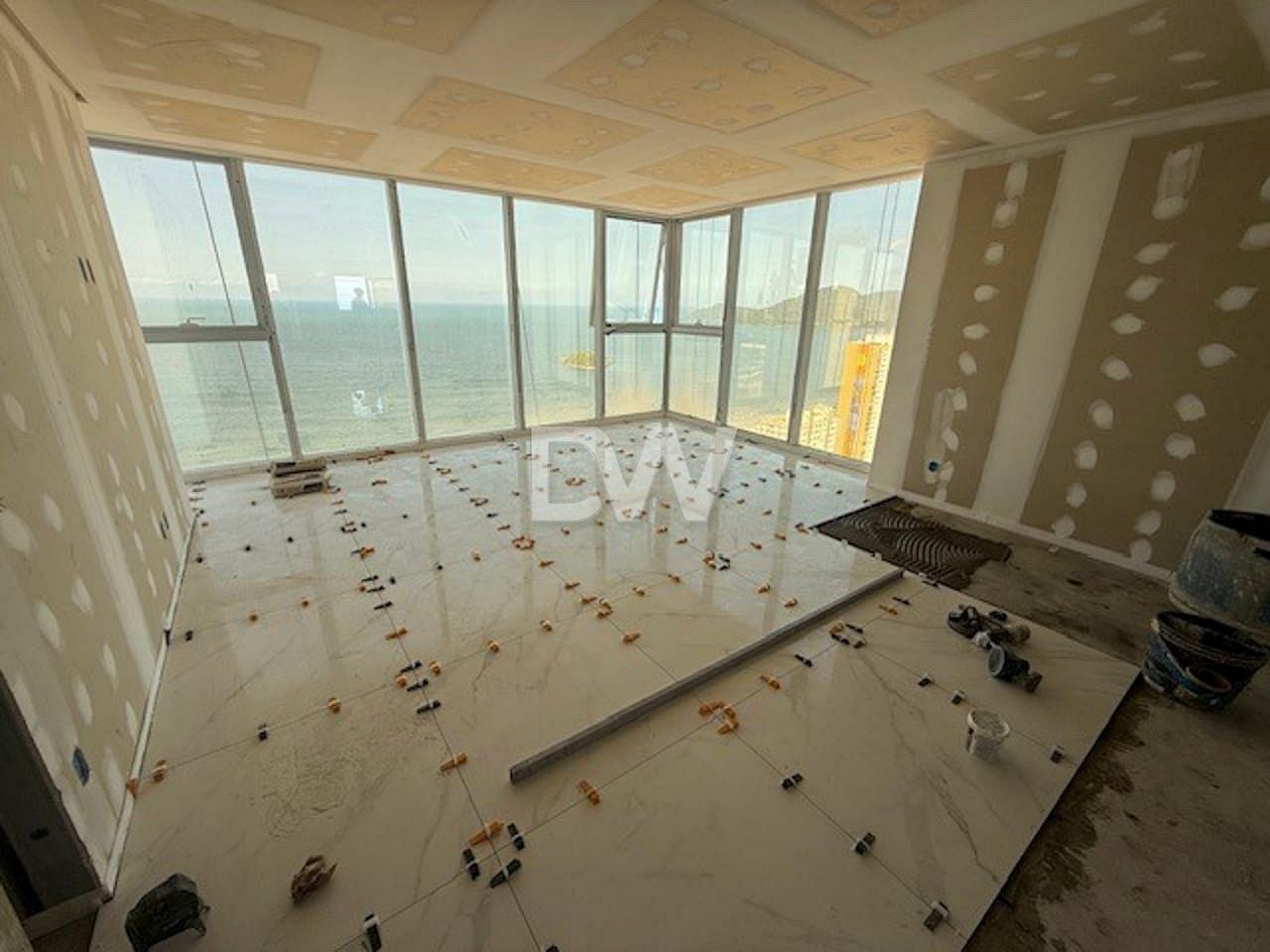 Appartement 4 Suites en Construction à Vendre à Balneário Camboriú - Santa Catarina - Brésil - 3