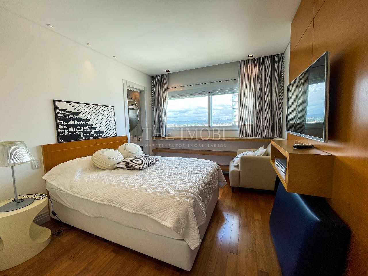 Apartamento Frente Mar com 3 Suítes à Venda em Balneário Camboriú - Santa Catarina - Brasil - 8