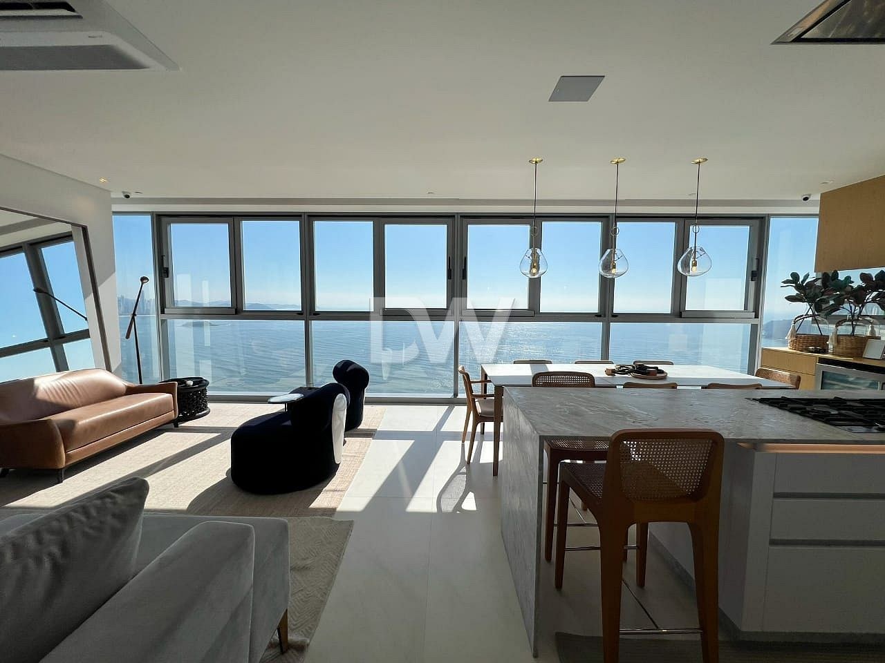Appartement Face à la Mer 4 Suites à Vendre à Balneário Camboriú - Santa Catarina - Brésil - 3