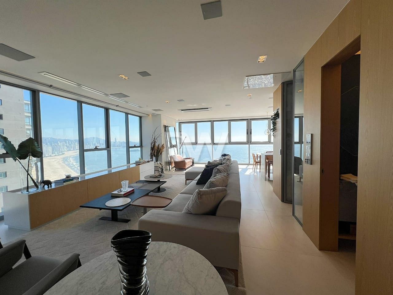Appartement Face à la Mer 4 Suites à Vendre à Balneário Camboriú - Santa Catarina - Brésil - 5