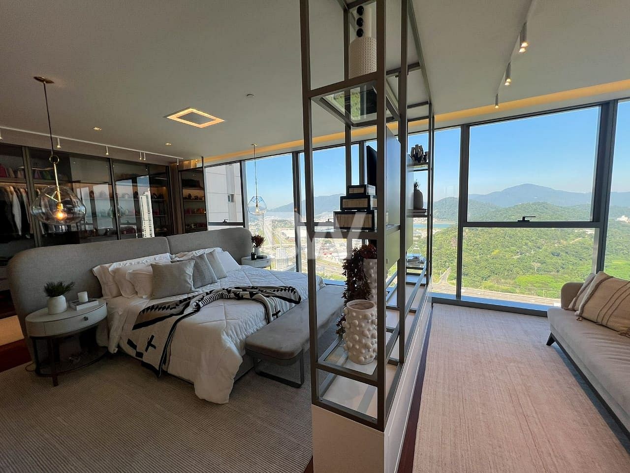 Appartement Face à la Mer 4 Suites à Vendre à Balneário Camboriú - Santa Catarina - Brésil - 8