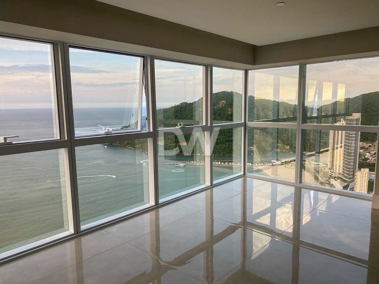 Appartement Face à la Mer 4 Suites à Vendre à Balneário Camboriú - Santa Catarina - Brésil - 4
