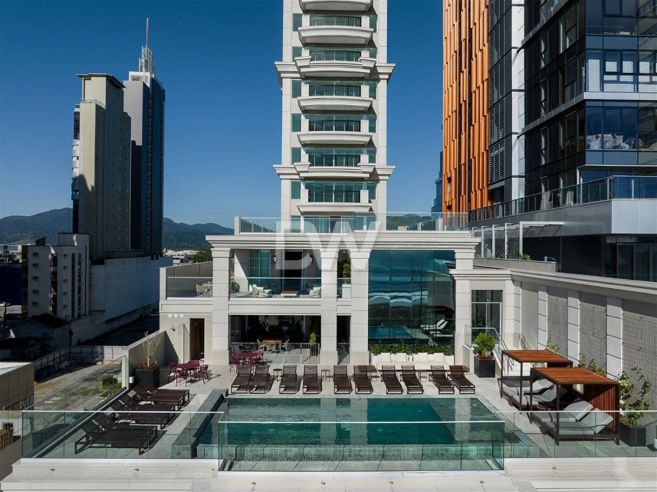 Appartement Face à la Mer 5 Suites à Vendre à Balneário Camboriú - Santa Catarina - Brésil - 6