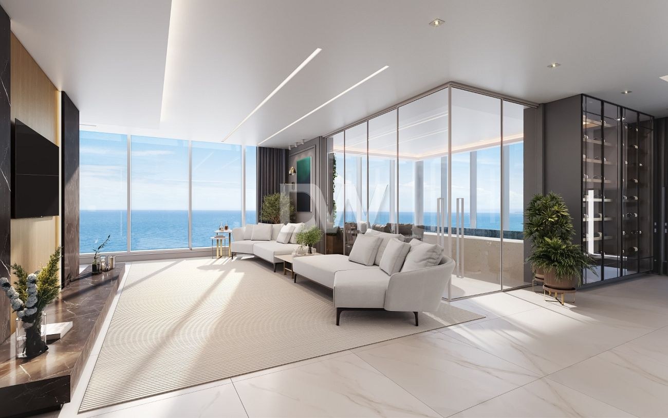 Apartamento na Planta com 6 Suítes à Venda em Balneário Camboriú - Santa Catarina - Brasil - 2