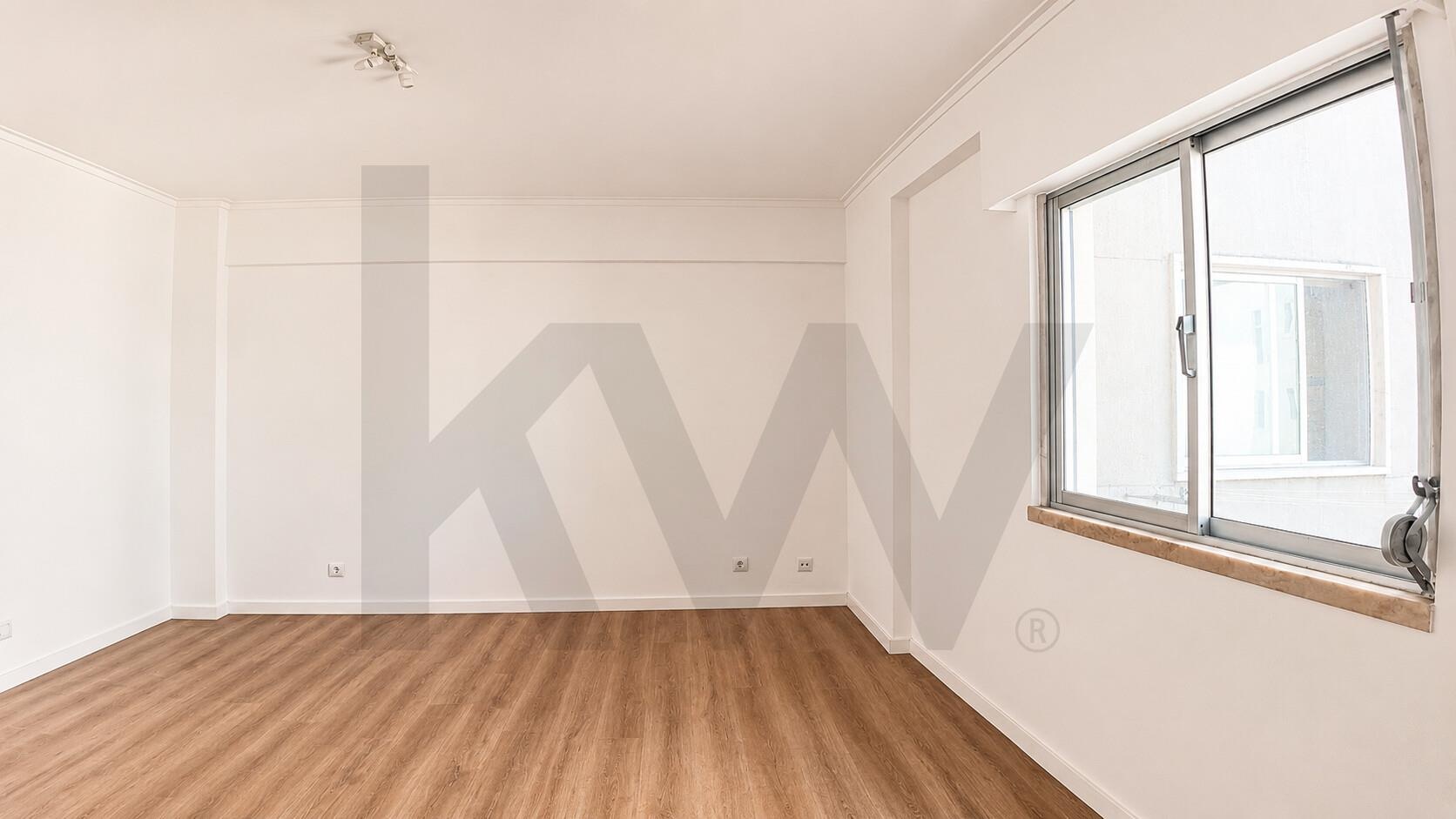 Apartamento T0 à Venda em Agualva-Cacém - Lisboa - Portugal - 5