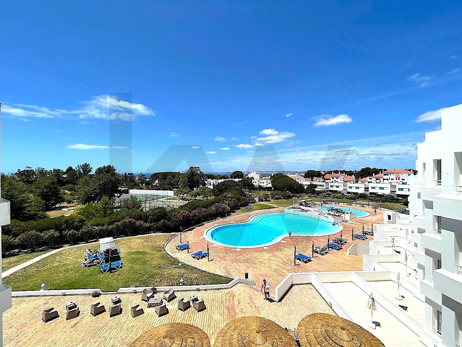 Apartamento T0 à Venda em Alvor - Algarve - Portugal - 1