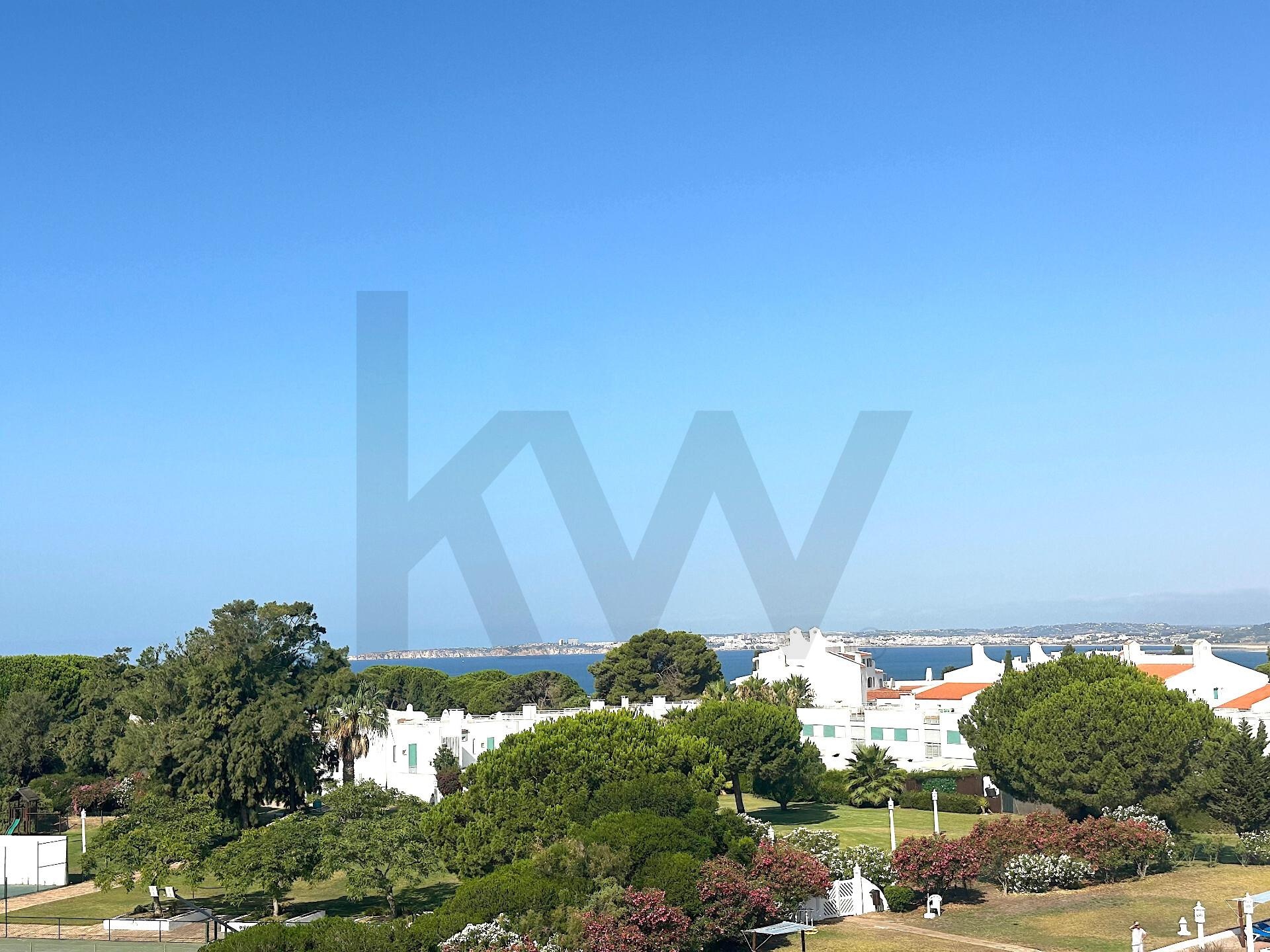 Apartamento T0 à Venda em Alvor - Algarve - Portugal - 2