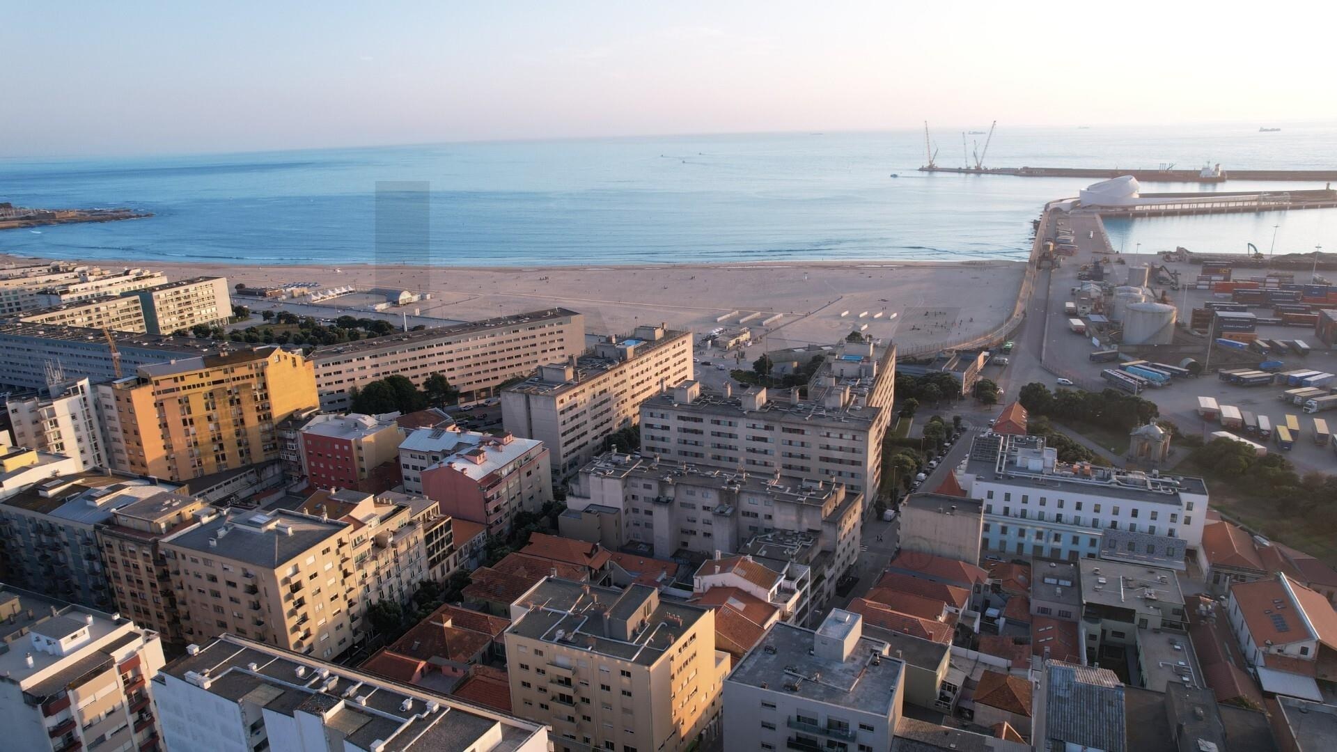 Apartamento T0 à Venda em Matosinhos - Porto - Portugal - 2
