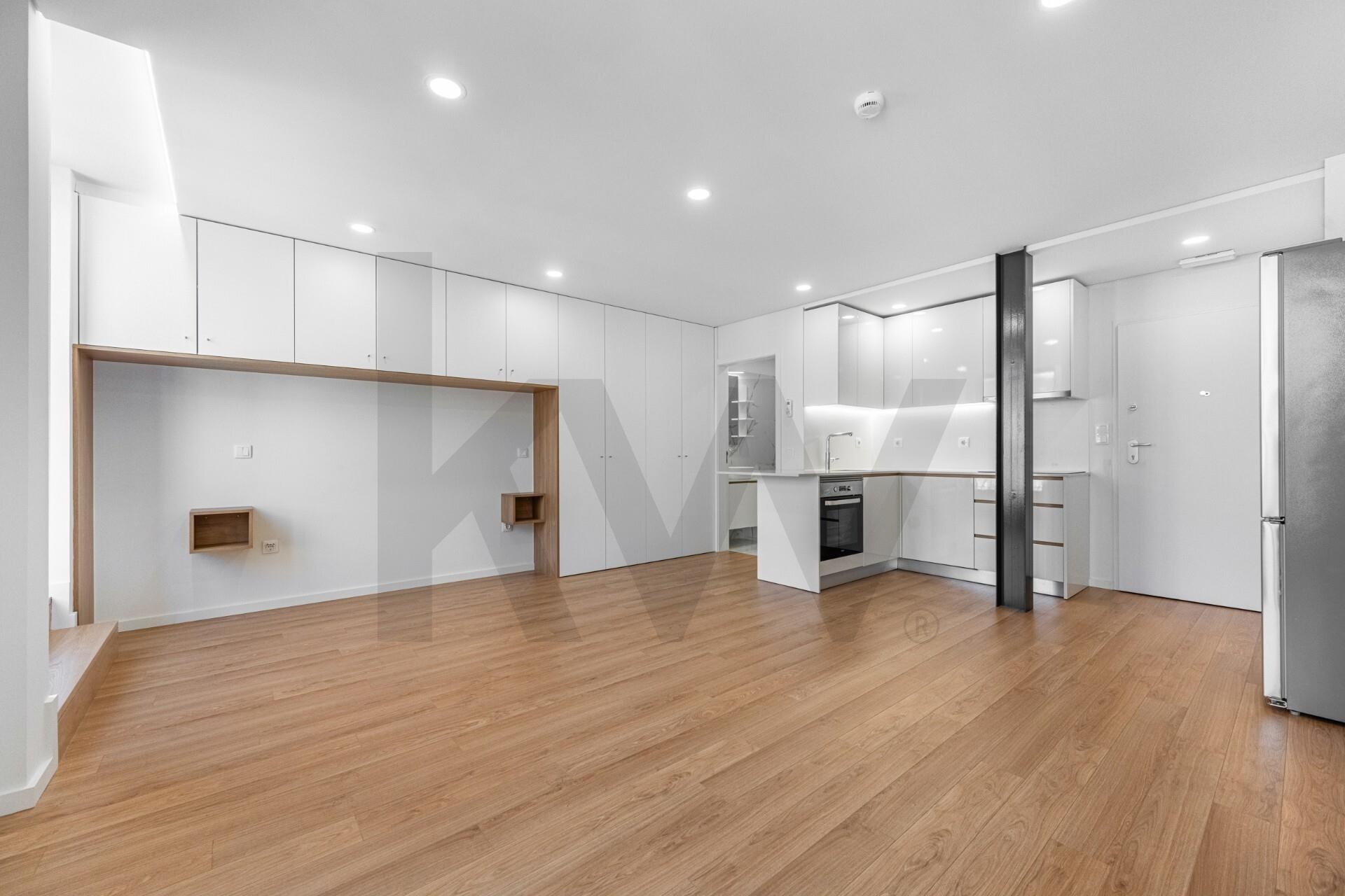Apartamento T0 à Venda em Porto - Portugal - 3