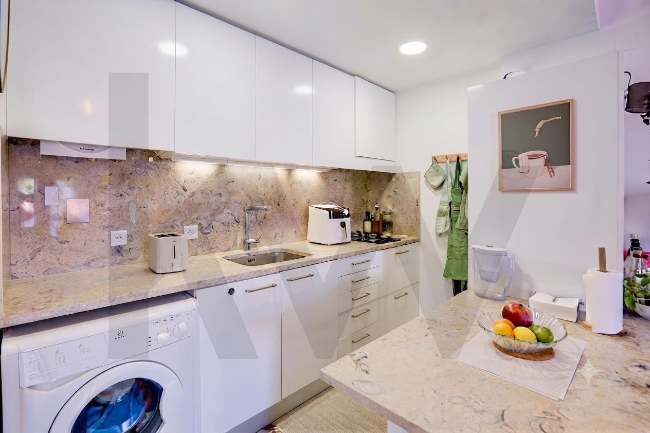 Apartamento T1 à Venda em Almada - Setúbal - Portugal - 5