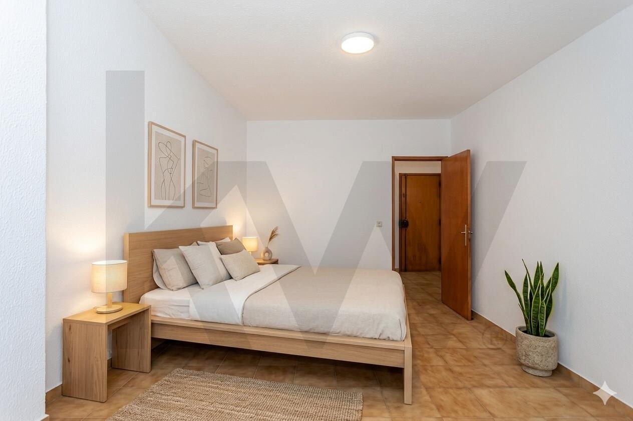 Apartamento T1 à Venda em Almada - Setúbal - Portugal - 3
