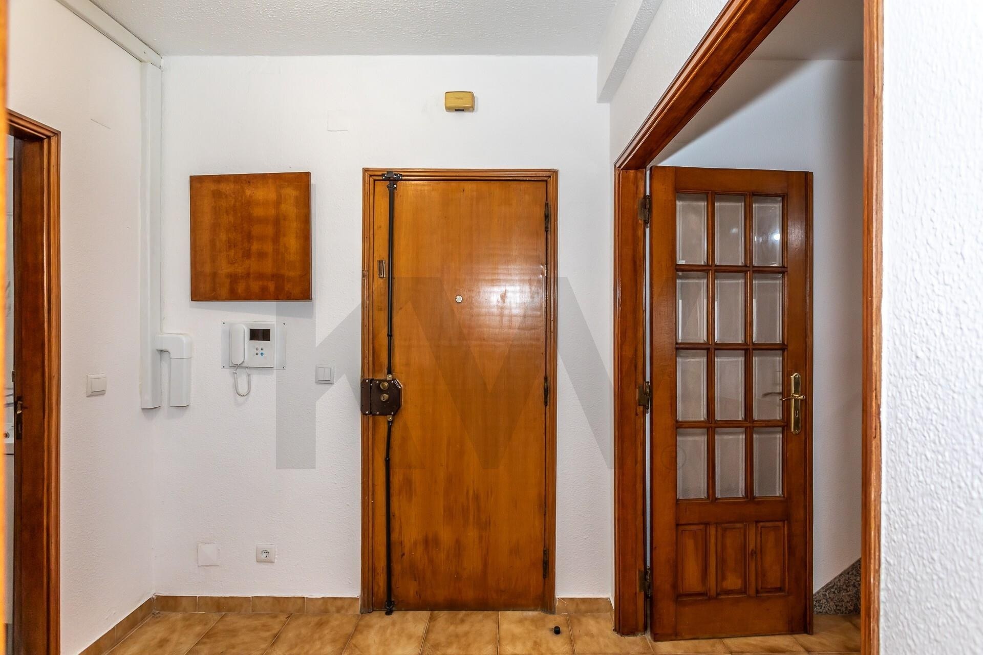 Apartamento T1 à Venda em Almada - Setúbal - Portugal - 5