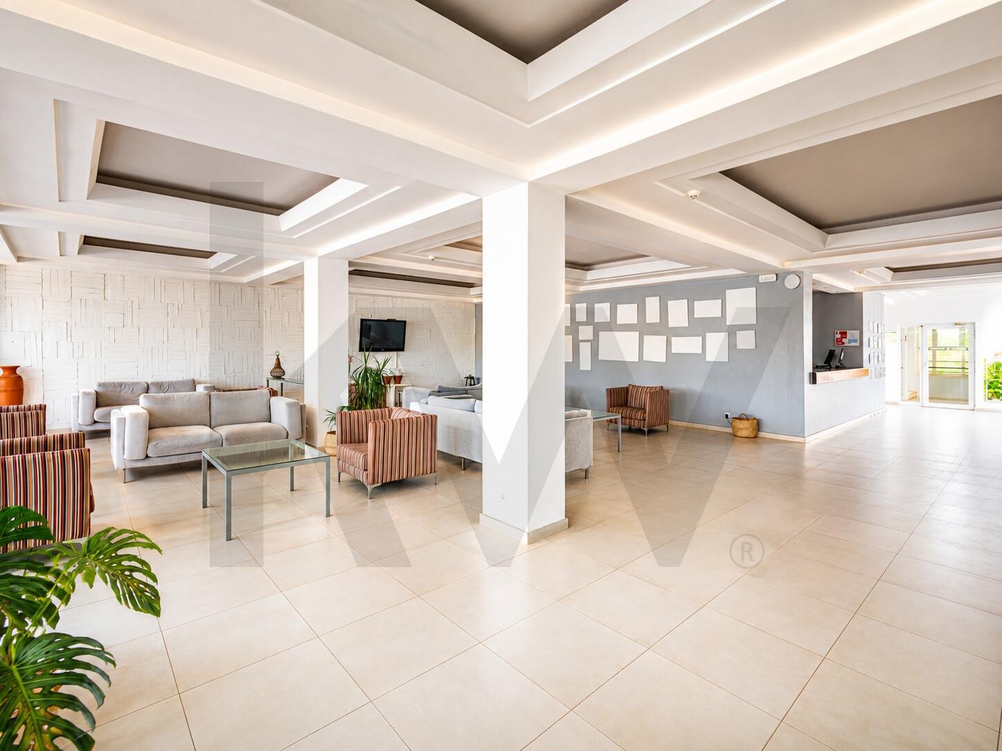 Apartamento T1 à Venda em Alvor - Algarve - Portugal - 4