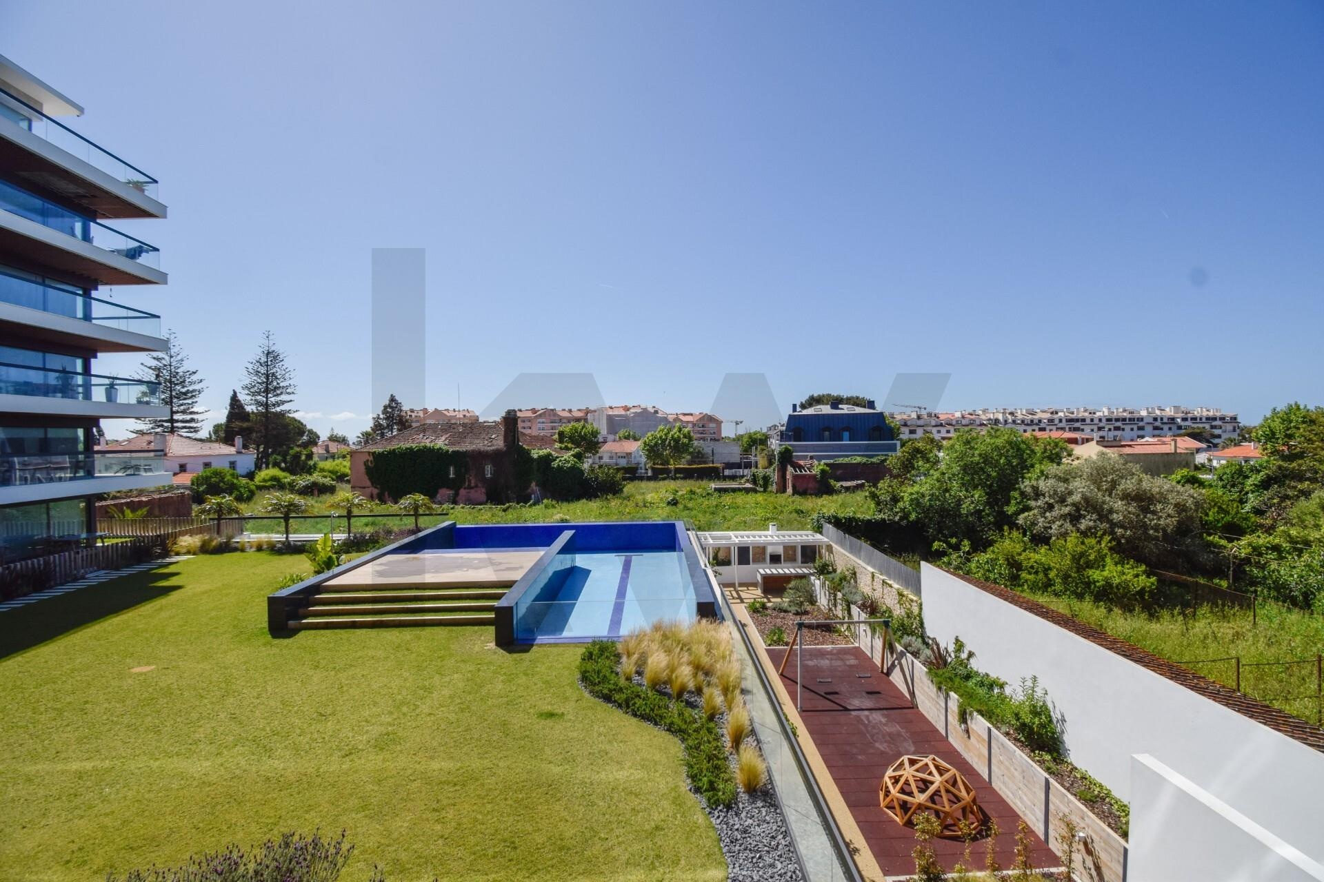 Apartamento T1 à Venda em Carcavelos - Lisboa - Portugal - 2