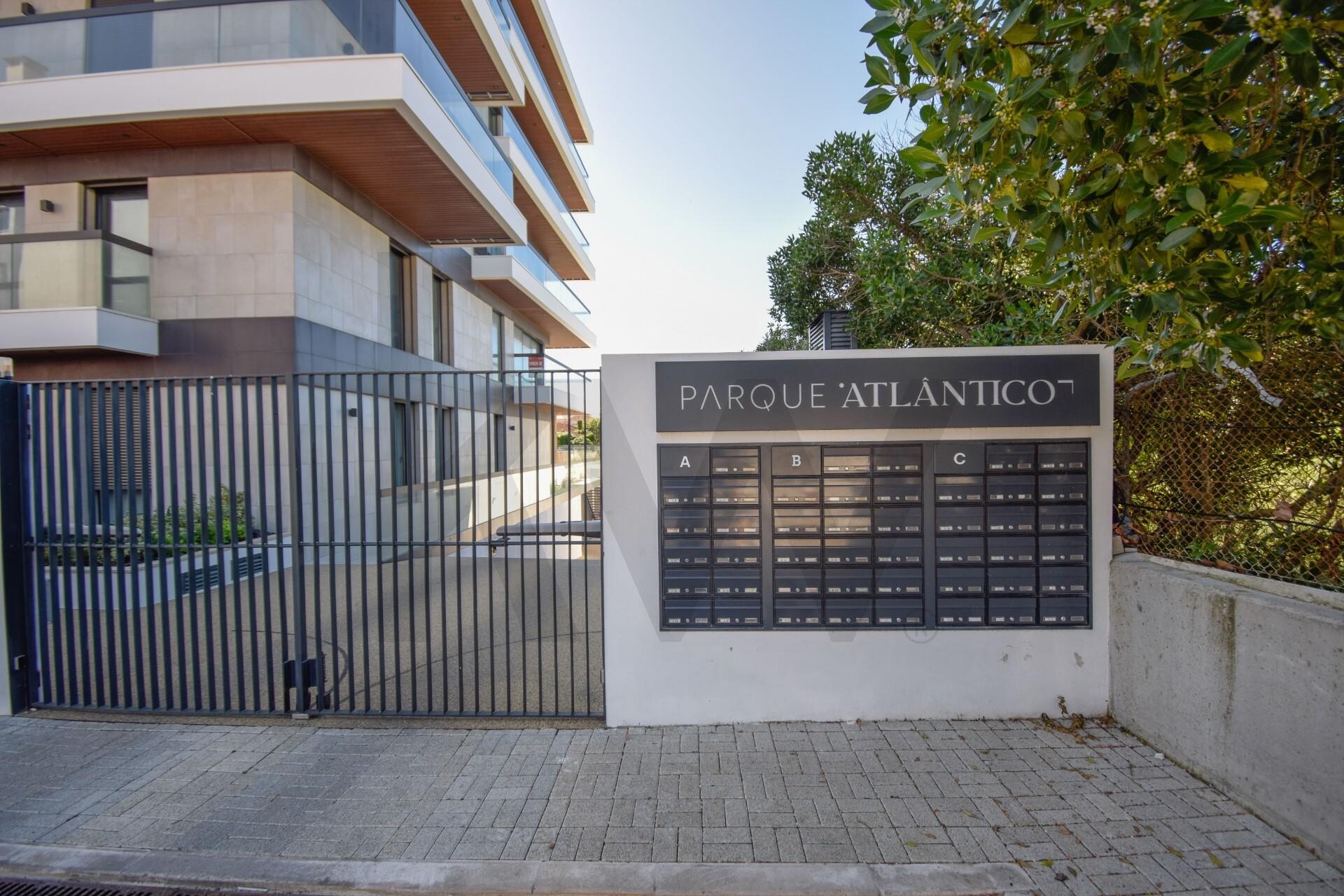 Apartamento T1 à Venda em Carcavelos - Lisboa - Portugal - 4