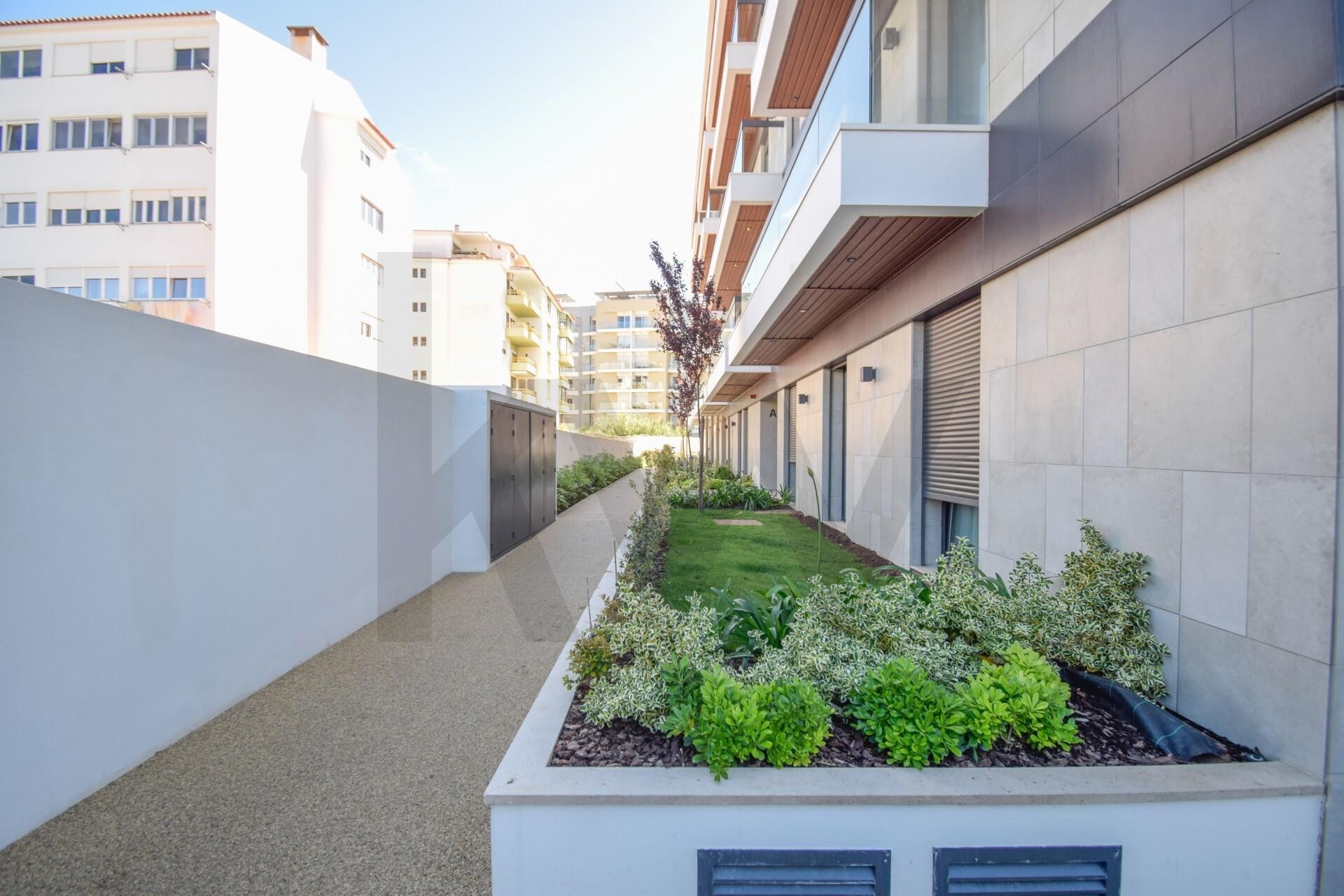 Apartamento T1 à Venda em Carcavelos - Lisboa - Portugal - 6