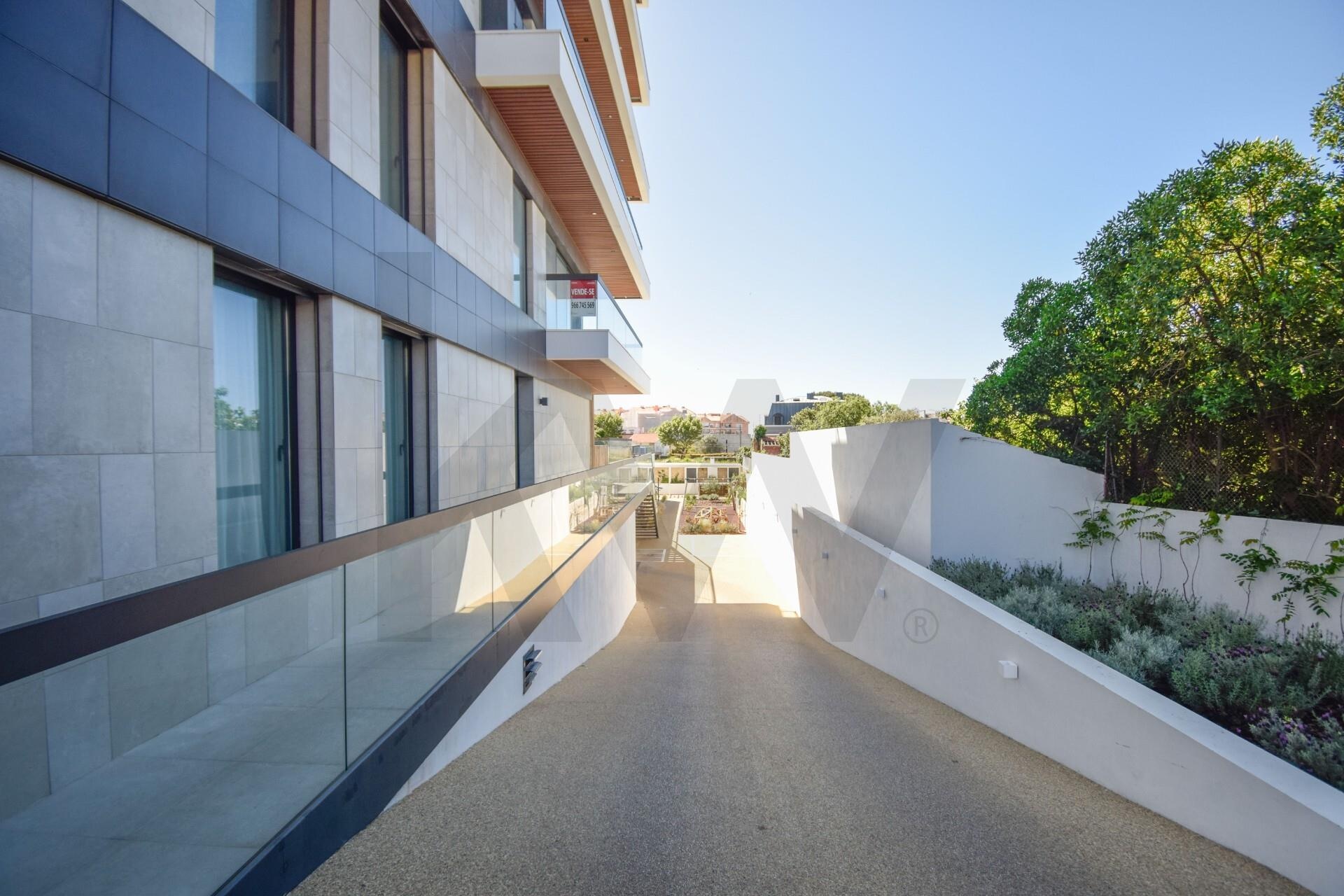 Apartamento T1 à Venda em Carcavelos - Lisboa - Portugal - 7