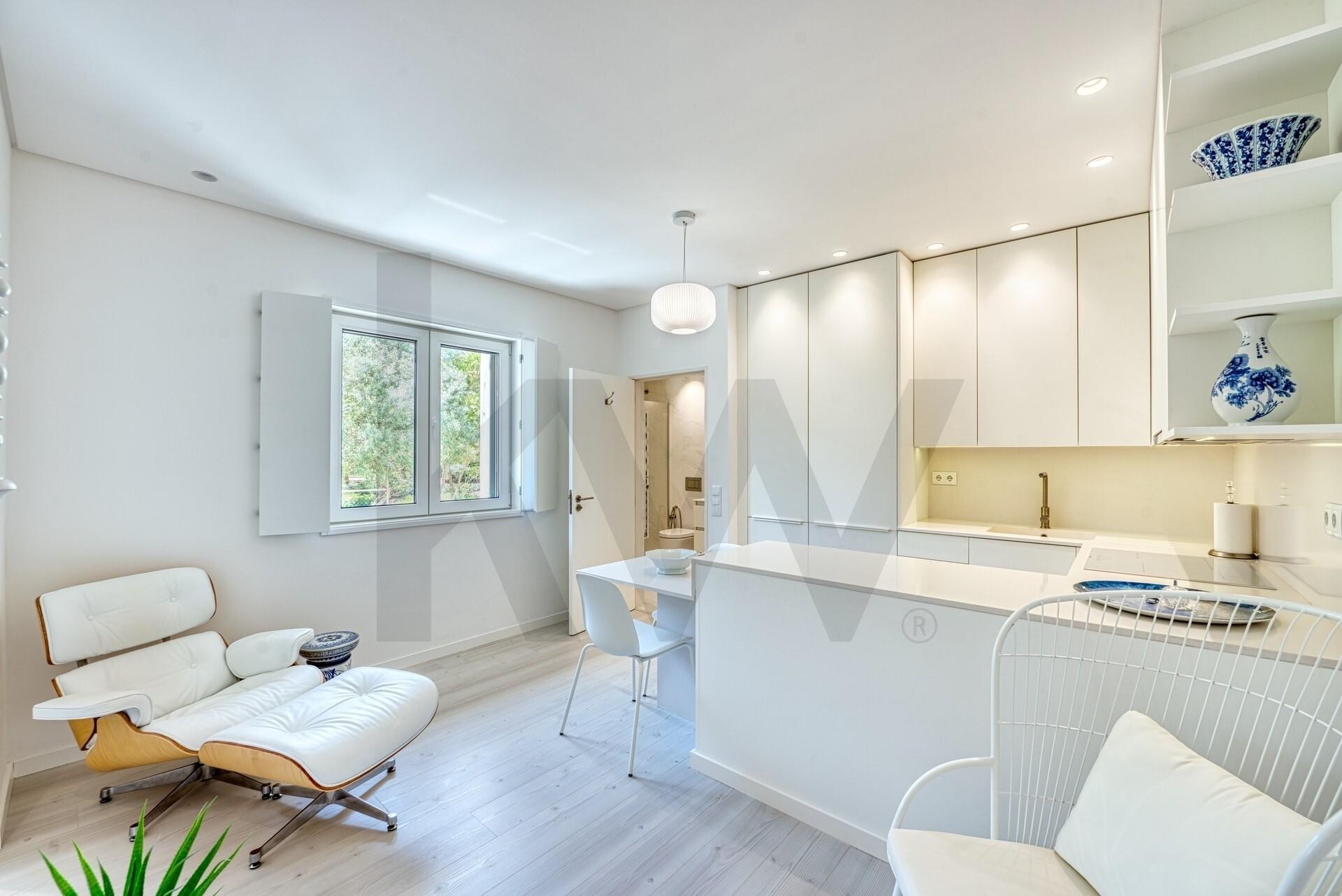 Apartamento T1 à Venda em Cascais - Lisboa - Portugal - 3