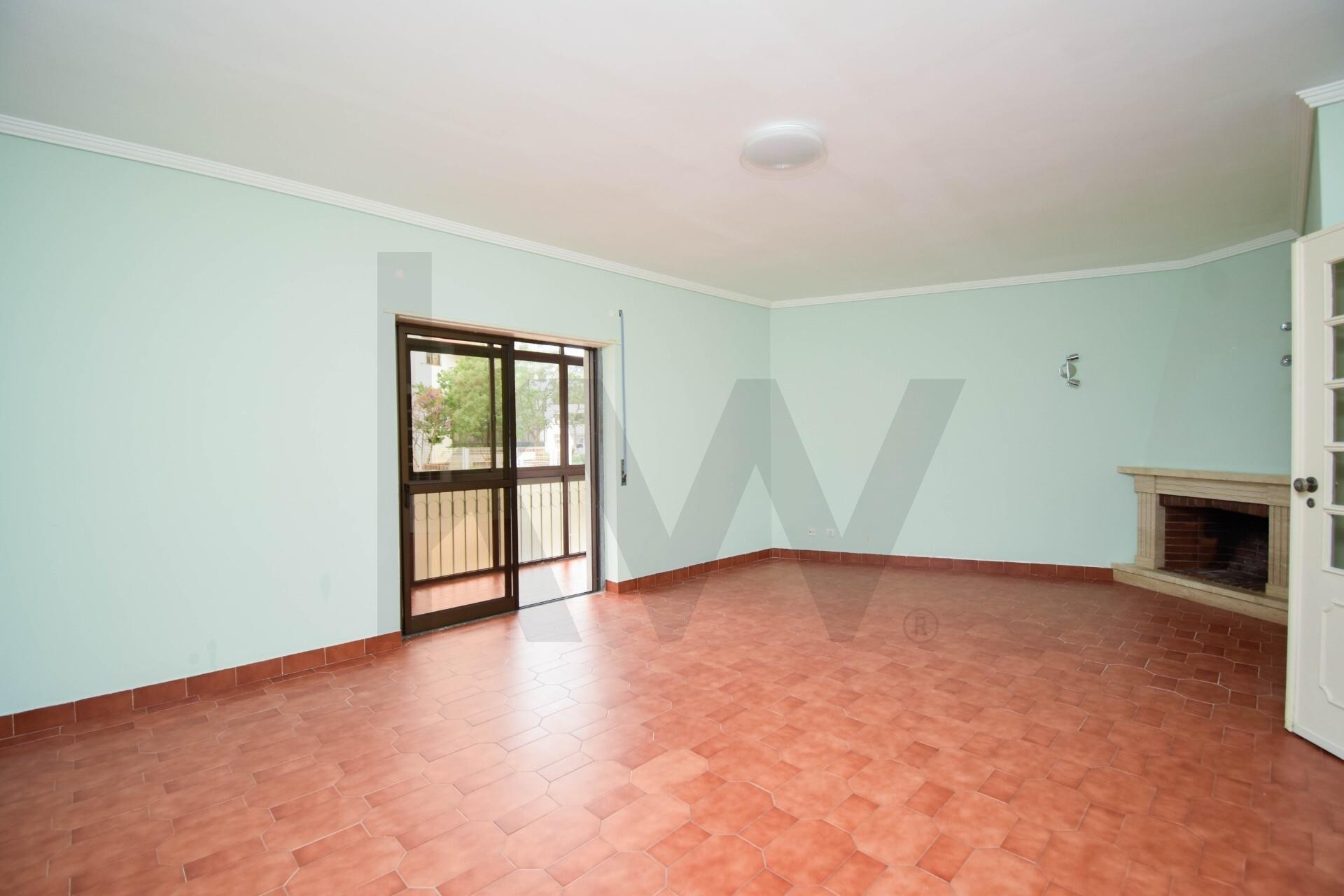 1 Bedroom Home for Sale in Cascais - Lisbon - Portugal - 6