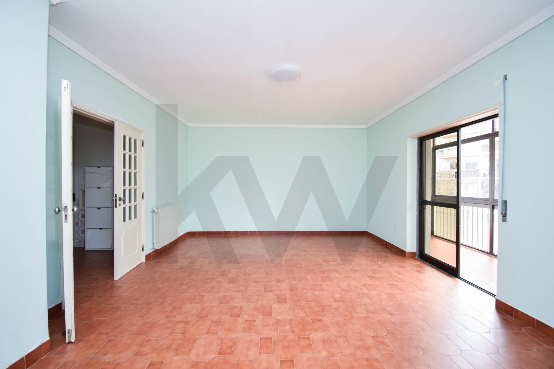 1 Bedroom Home for Sale in Cascais - Lisbon - Portugal - 8