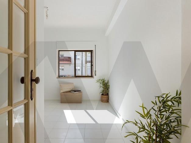 1 Bedroom Home for Sale in Charneca Da Caparica - Setúbal - Portugal - 7