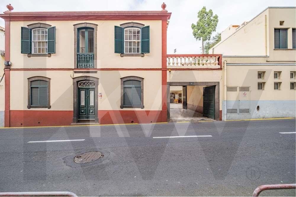Imóvel Residencial à Venda em Funchal - Ilha Da Madeira - Portugal - 1