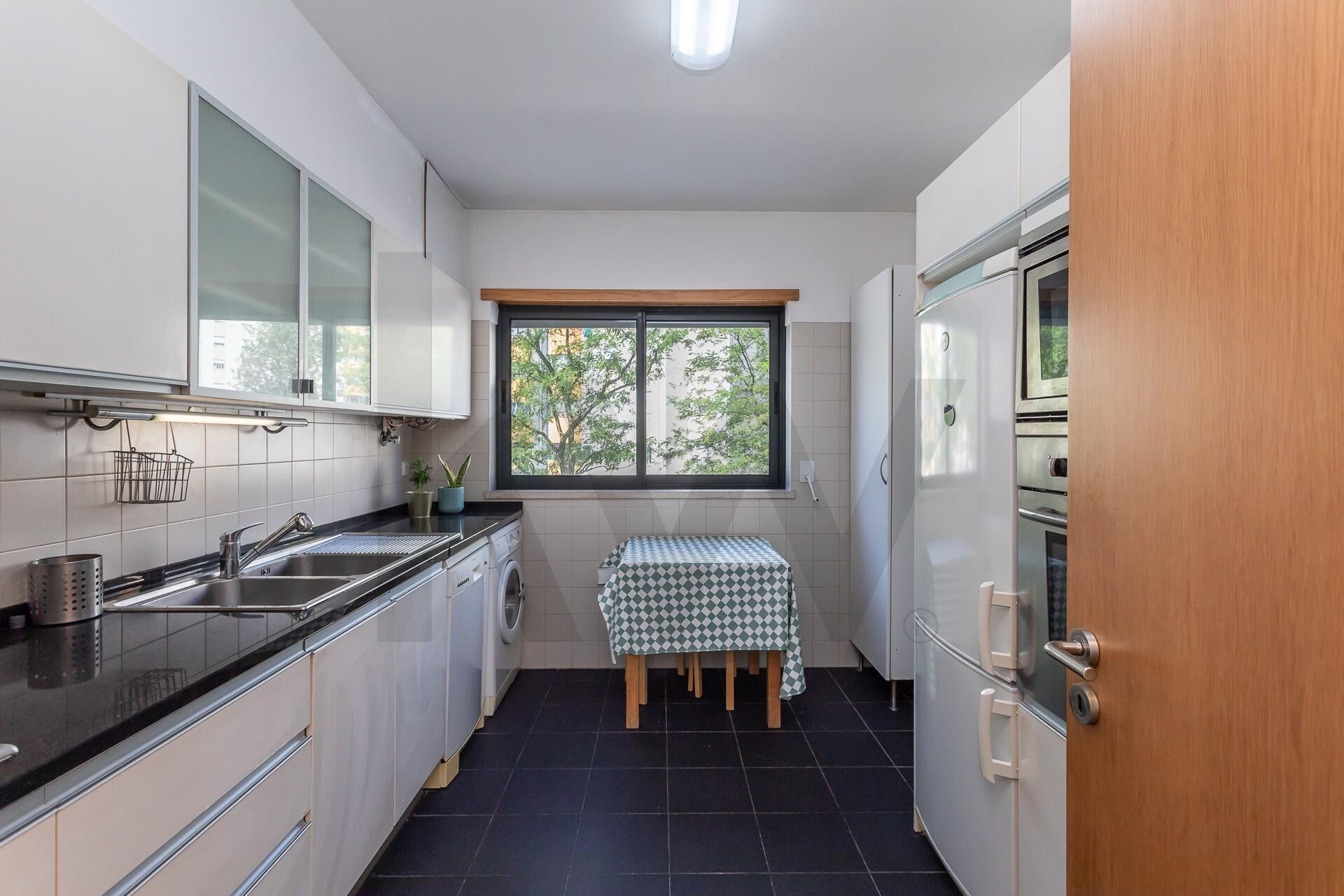 Appartement 1 chambre à Vendre à Lisbonne - Portugal - 3