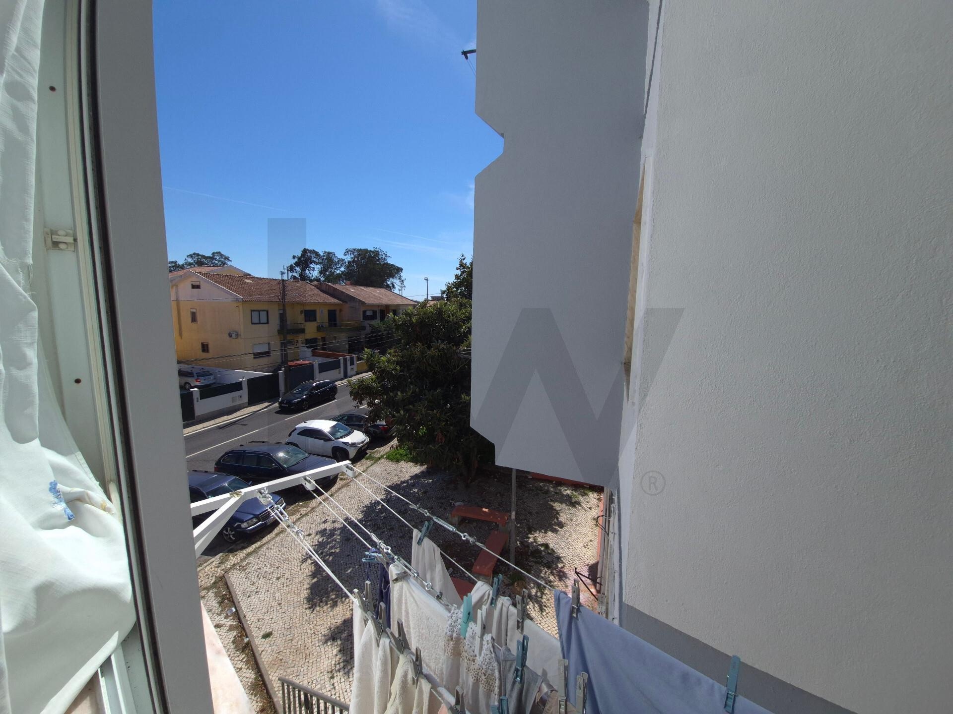 1 Bedroom Home for Sale in Mem Martins - Lisbon - Portugal - 3