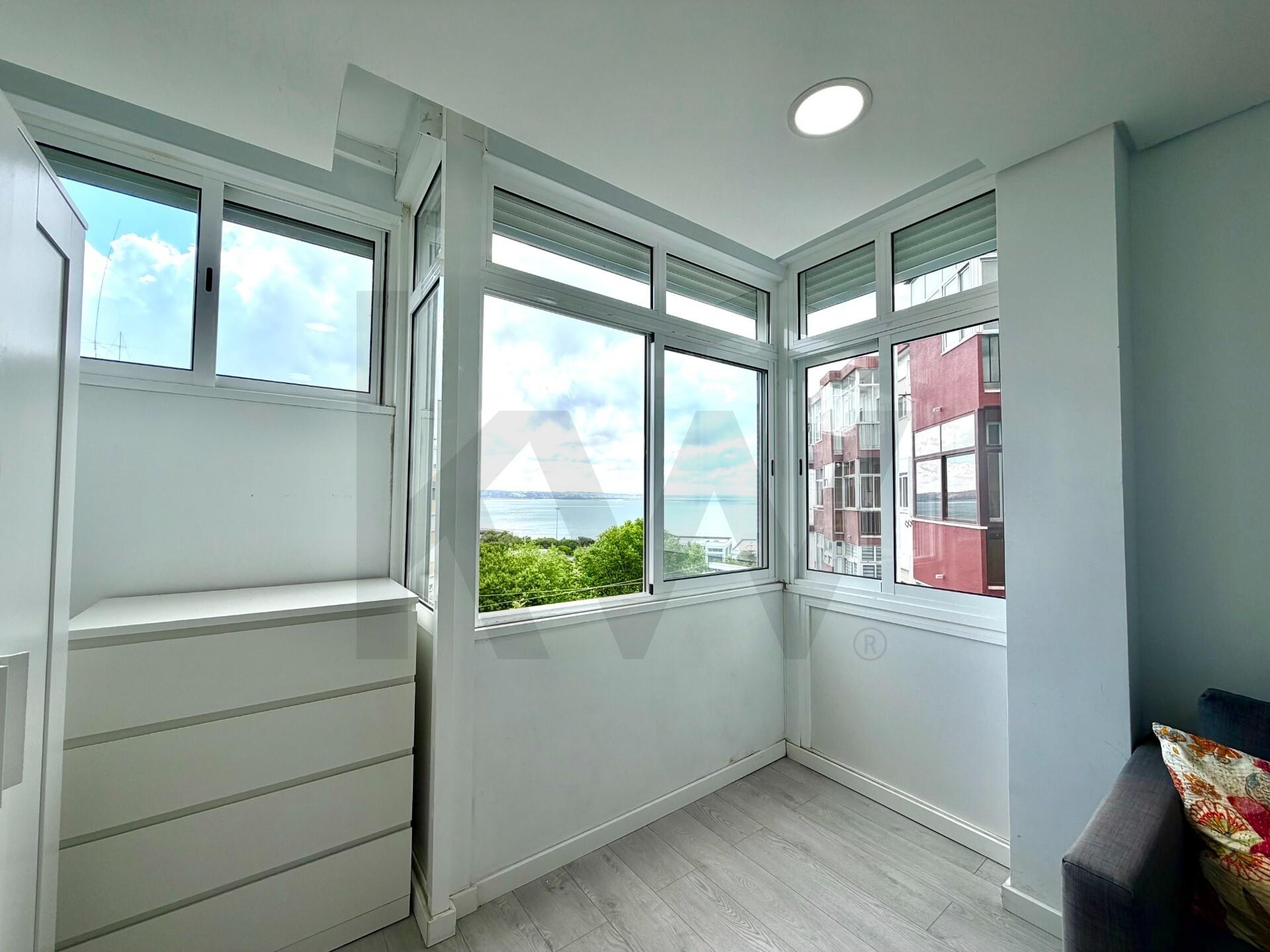 Apartamento T1 à Venda em Oeiras - Lisboa - Portugal - 6
