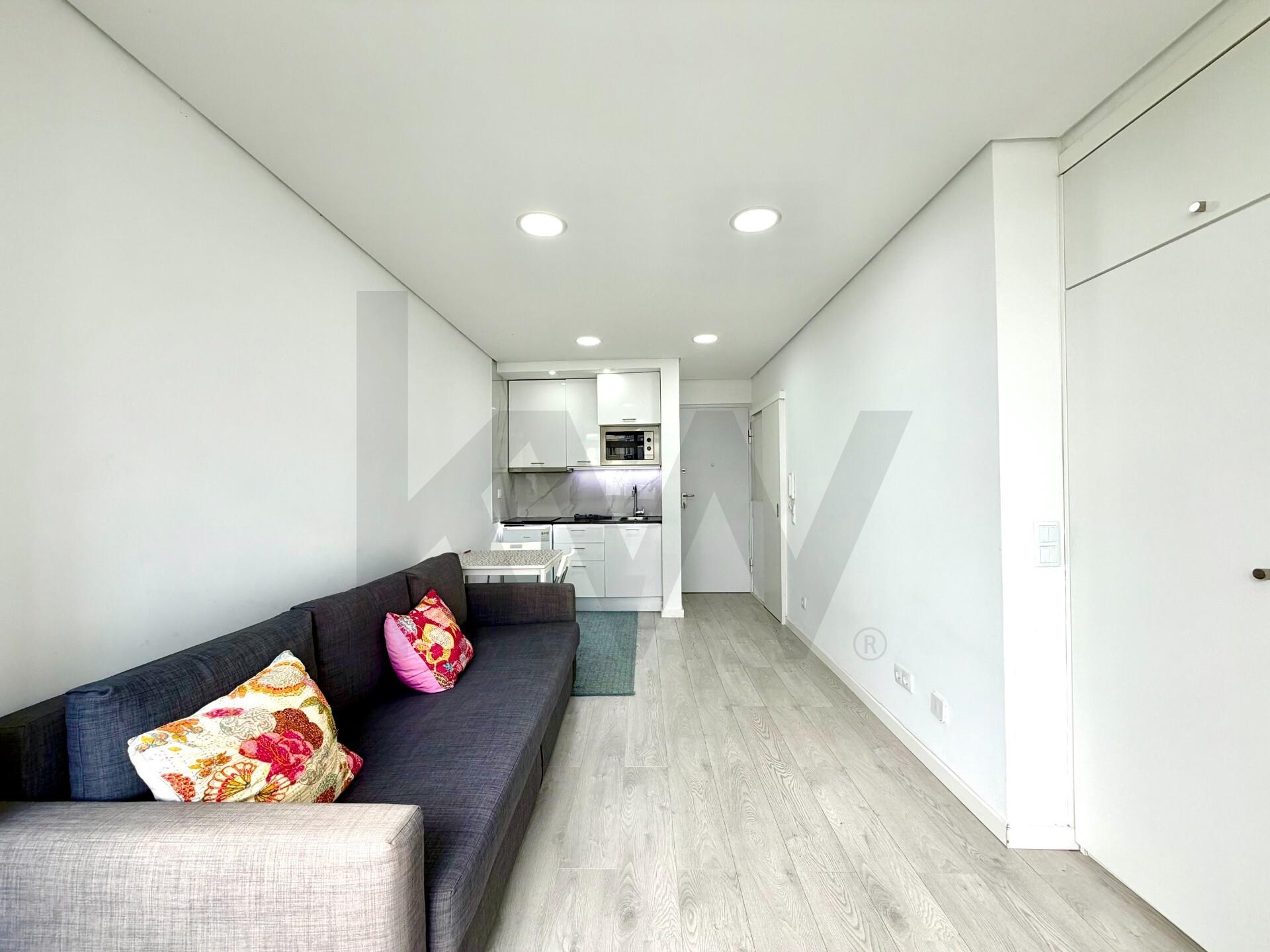 Apartamento T1 à Venda em Oeiras - Lisboa - Portugal - 8