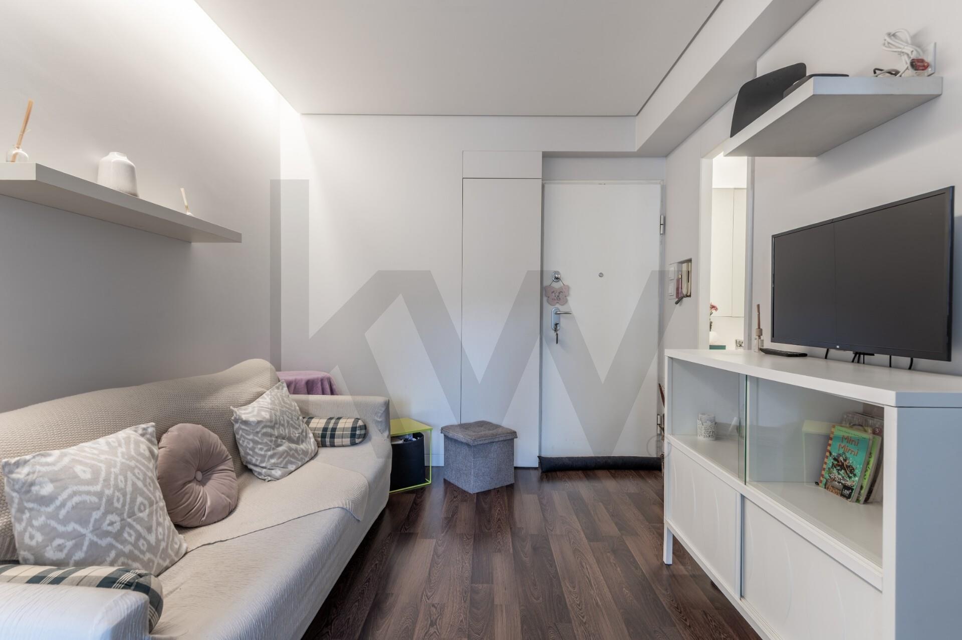 Apartamento T1 à Venda em Oeiras - Lisboa - Portugal - 2