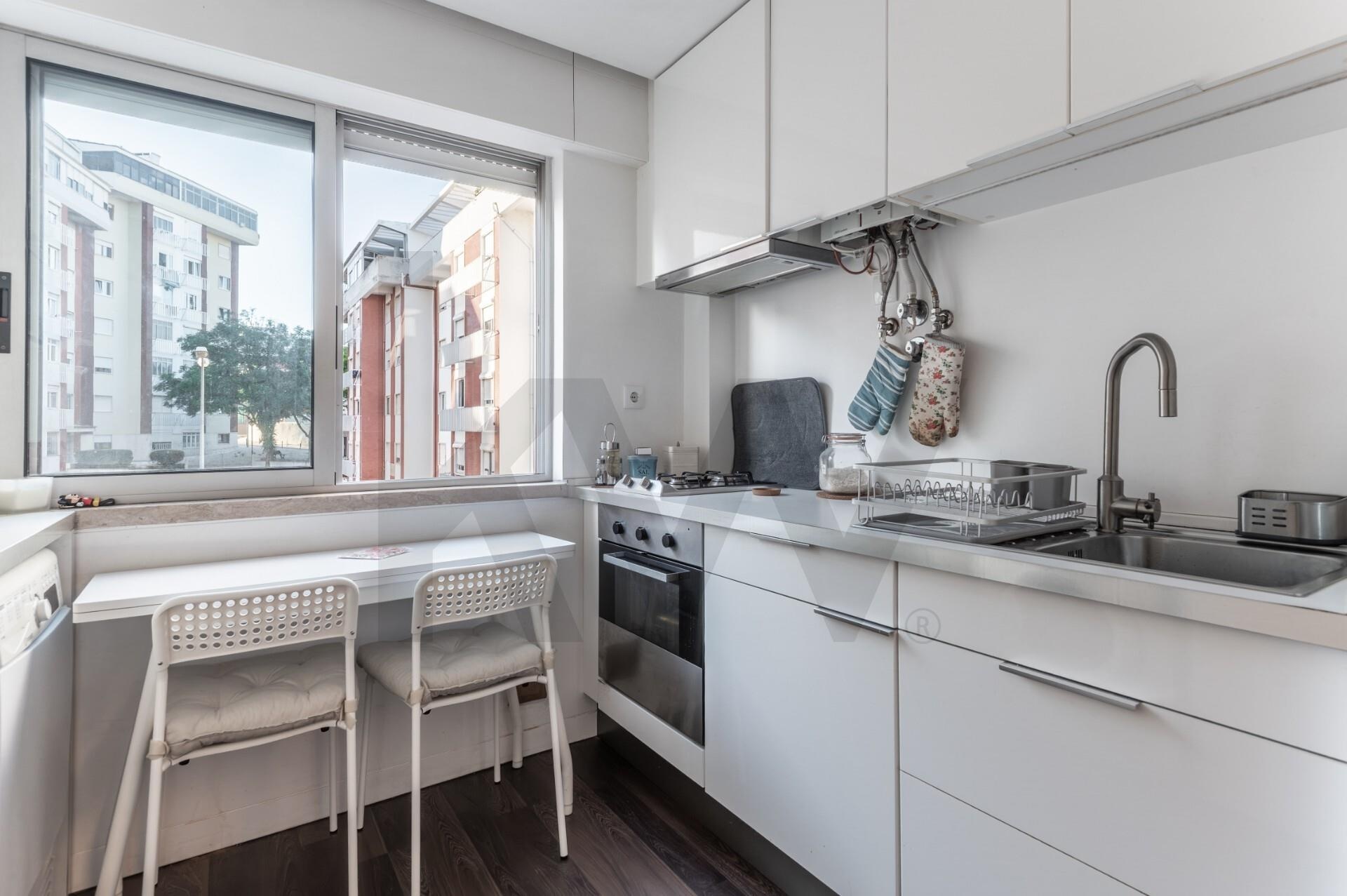 Apartamento T1 à Venda em Oeiras - Lisboa - Portugal - 6