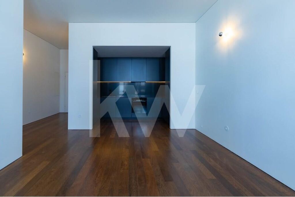 Apartamento T1 à Venda em Porto - Portugal - 2