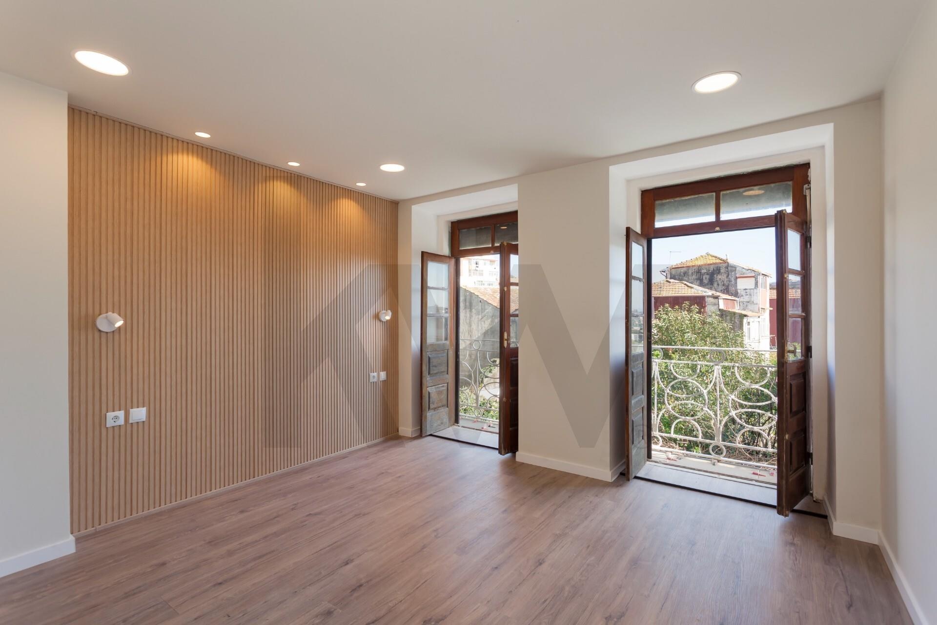 Apartamento T1 à Venda em Porto - Portugal - 7